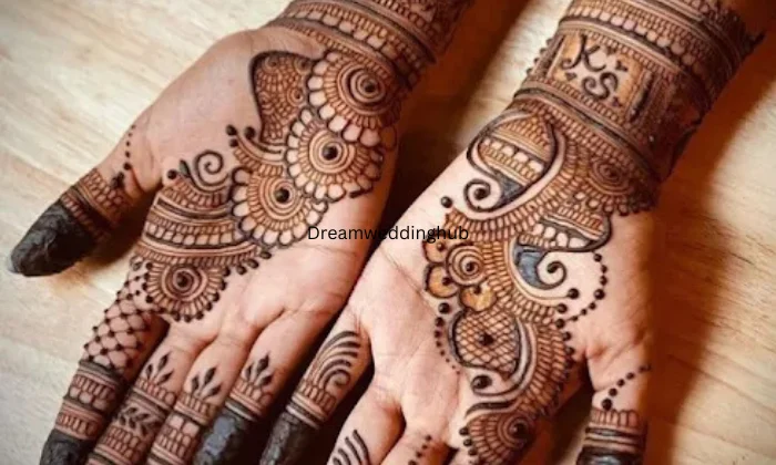 Bhuvi mehndi art